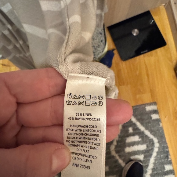 NWT -long grey lightweight sweater with white stripes. Max Studio - Picture 5 of 6